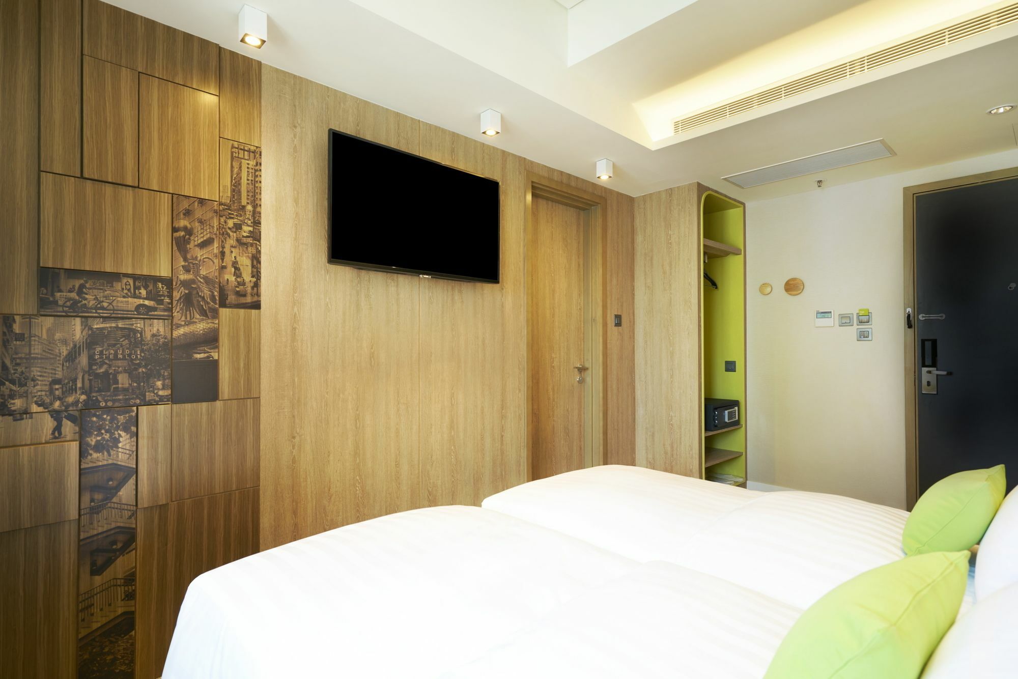 Hotel Ease Access Wan Chai Гонконг Екстер'єр фото
