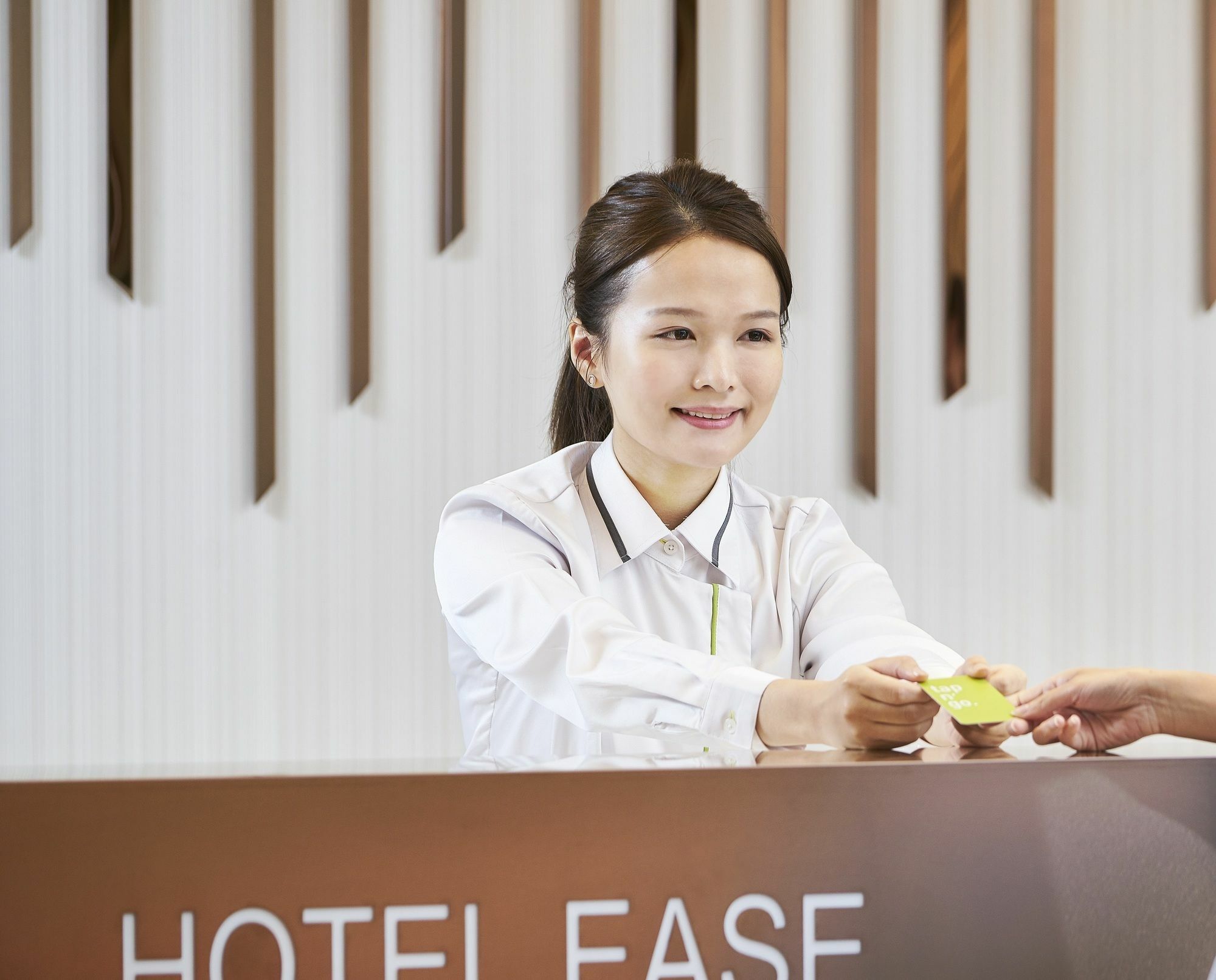 Hotel Ease Access Wan Chai Гонконг Екстер'єр фото